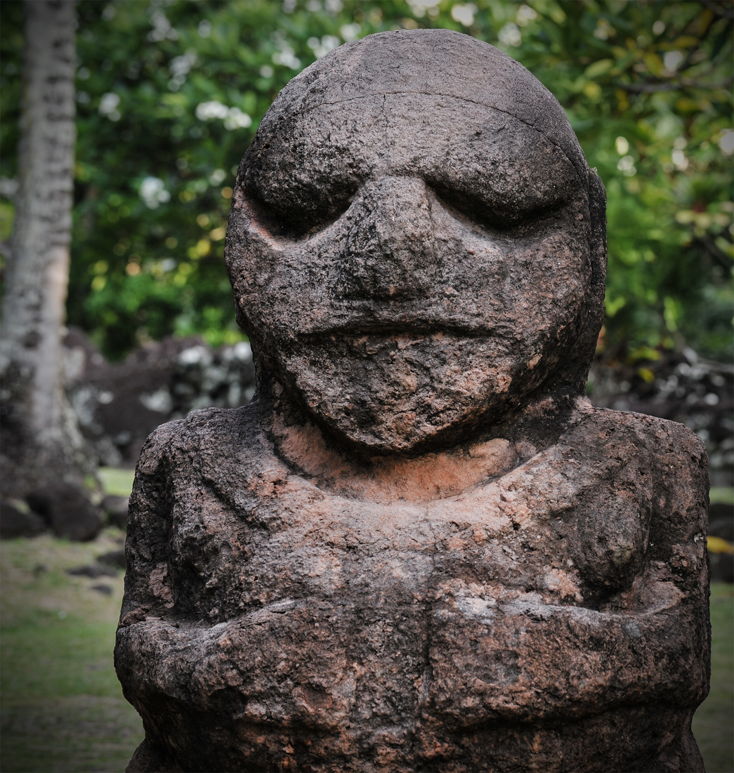 Tiki en pierre Tahiti Stone Tiki Marae 'Ārahurahu